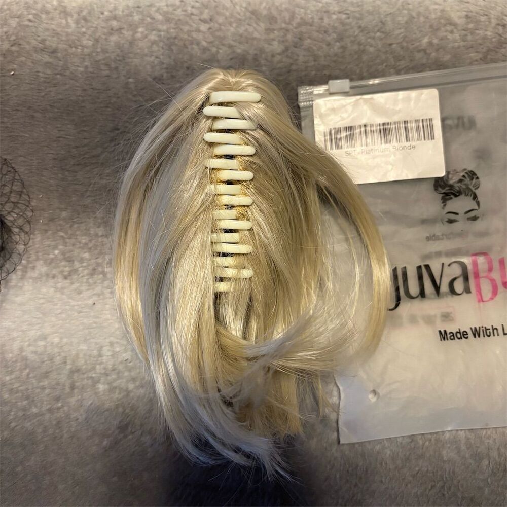 Juvabun Claw Clip Ponytail Extension Glam Hairpiece in Platinum Blonde - Picture 3 of 6